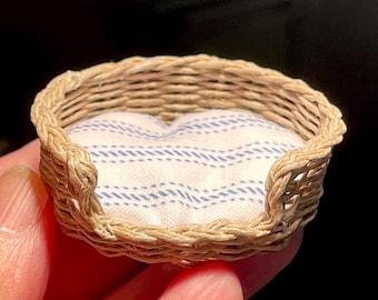 Miniature Wicker Pet Bed