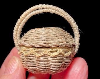 Mini Sewing basket with Lace Trim
