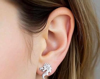 Clous d'oreilles dragon en argent sterling, boucles d'oreilles simples fabriquées à la main pour tous les jours pour filles, boucles d'oreilles animaux