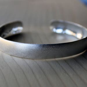 Pure silver hammered cuff bracelet, wide 999 solid silver bangle, bridesmade gift, everyday jewelry for girls, handcrafted image 7