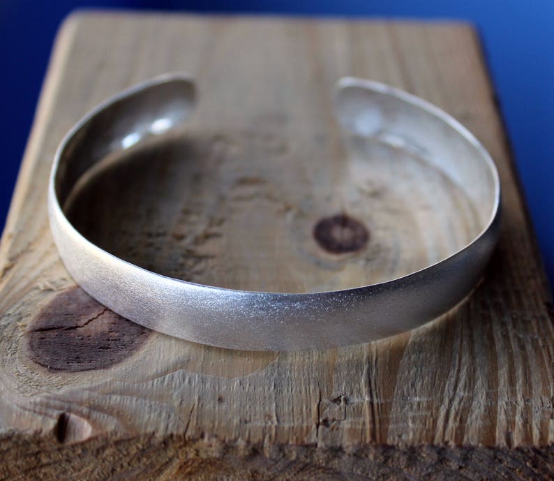 Pure silver hammered cuff bracelet, wide 999 solid silver bangle, bridesmade gift, everyday jewelry for girls, handcrafted image 4