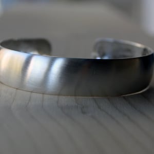 Silver 999 Bangle-Silver Bracelet-Wide Silver Bracelet-Silver Cuff-Hammered Silver Jewelry-Schmuck-Armband-Bijoux-Argent-Plata-Joyeria