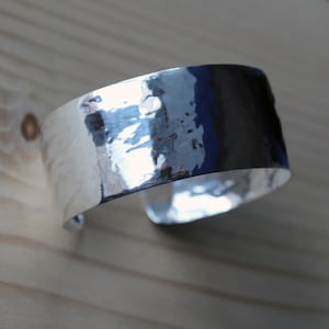 Hammered Silver Arm Bracelet-Silver 999 Cuff Bracelet-Silver Bangle-Wide Silver Bracelet-Pure Silver Bracelet-Hammered Silver Bangle-Armband
