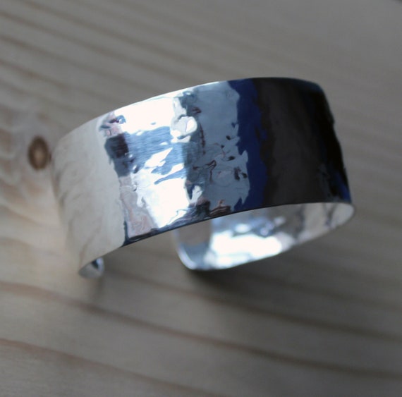 Pure silver cuff hammered bracelet, wide bangle, solid silver wide cuff, everyday jewelry for ladies, handmade,