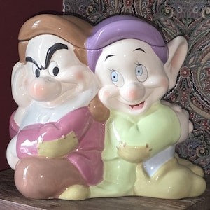 Vintage Rare Walt Disney Snow White & 7 Dwarfs Grumpy n Dopey  Cookie Jar - Disney Collectible - FREE SHIPPING