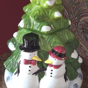Vintage 90s Retro Christmas Tree with Snowman & wife Cookie Jar - FREE SHIPPING