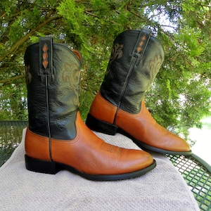 Vintage Ariat Heritage Two-Tone Cowboy Boots Men\'s 11D Made In Mexico 34222 Heritage R Toe Western Boot | Ariat main image 4