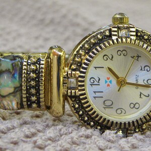 Vintage Gold Tone Abalone Shell Dial Japan Movt Watch Vienna Model SQ387 Abalone Watch | eBay main image 4