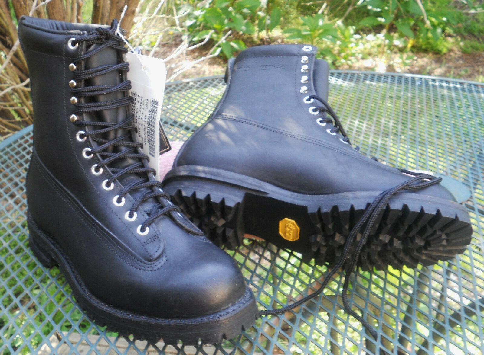 Vintage USA Golden Retriever NOS LOGGER Boots Black Leather  display picture 2