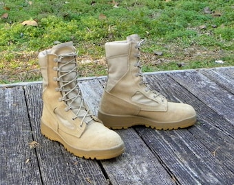Belleville USMC Desert Combat Boots: Steel Toe Suede, Mens 8  display picture 1