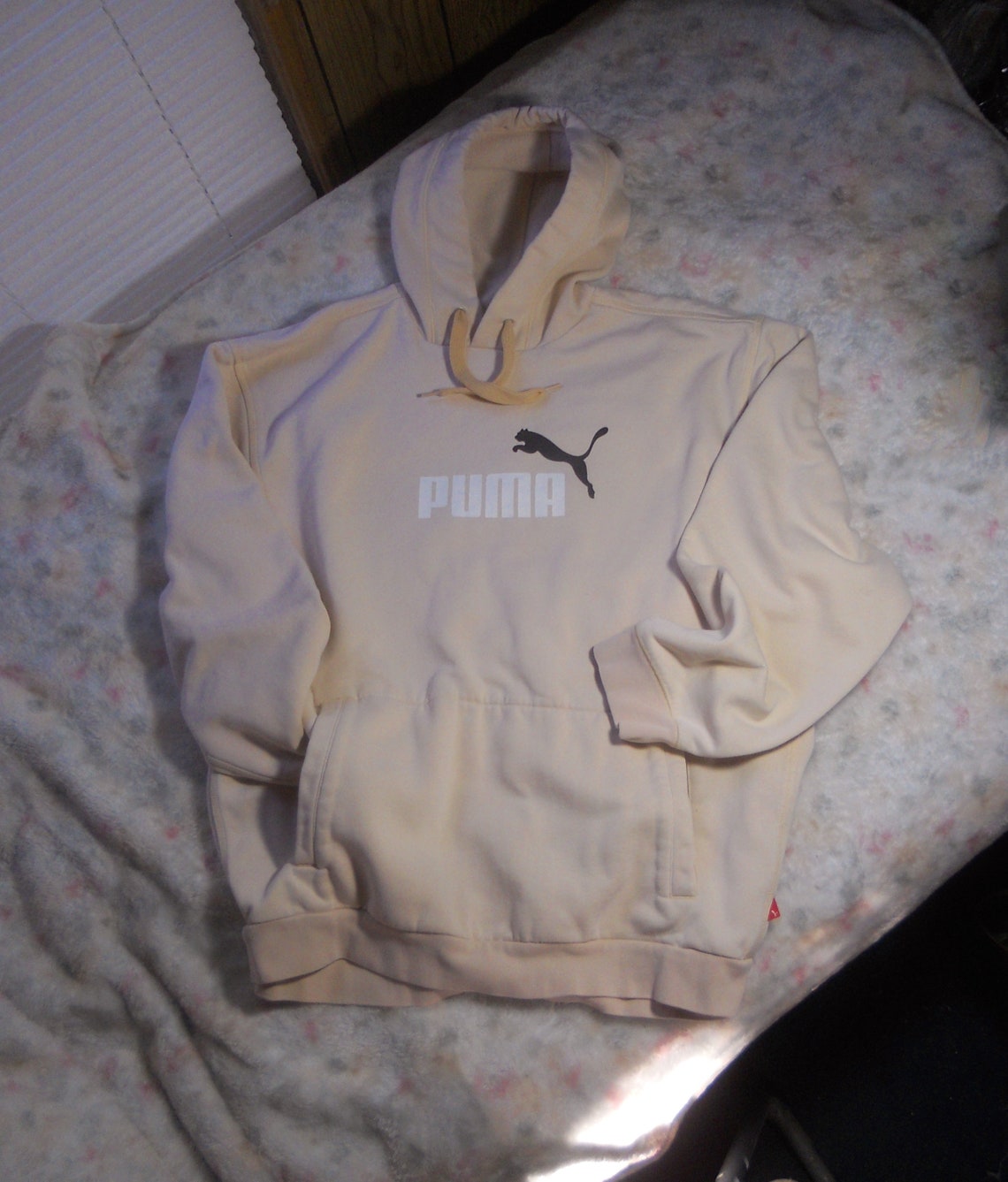 puma 90's loud hoodie
