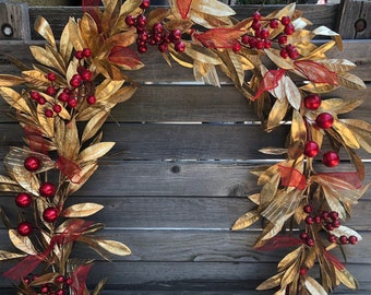 Christmas Garland Holiday Door Decor Red Gold Garland Gold Bay Leaf Mantel Swag Red Berry Decor Christmas Table Decor Christmas Centerpiece