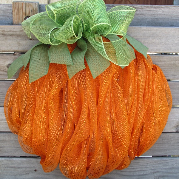 Pumpkin Wreath- Pumpkin Deco Mesh Wreath- Fall Wreath- Halloween Wreath- Thanksgiving Wreath- Fall Decor- Pumpkin Decor- Fall Pumpkin Wreath