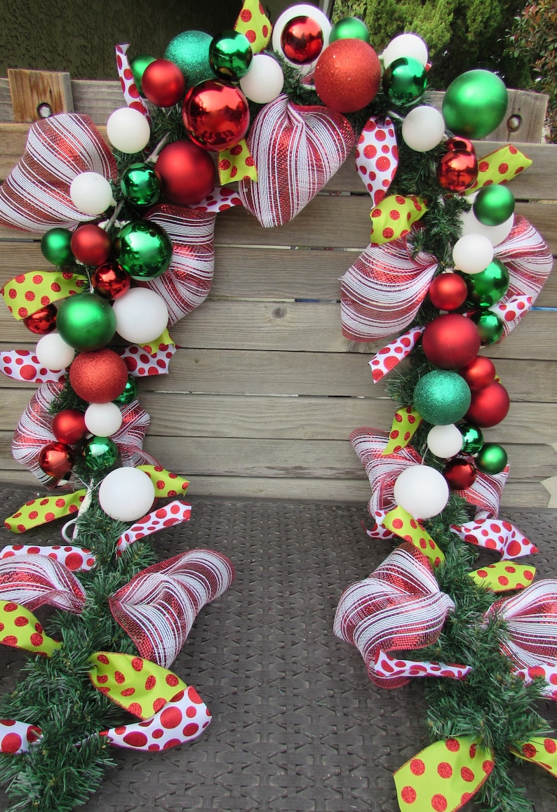 Christmas Ball Ornament Garland 