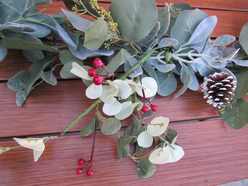 5/' Christmas Greenery Garland Christmas Berry Centerpiece Christmas Mantel Swag Red Berry Eucalyptus Swag Pine Cone Table Decor Holiday Swag
