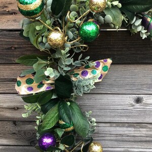 mardi gras garland for mantle