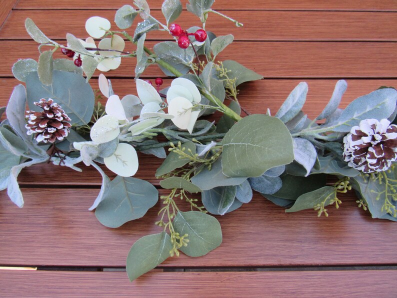 5/' Christmas Greenery Garland Christmas Berry Centerpiece Christmas Mantel Swag Red Berry Eucalyptus Swag Pine Cone Table Decor Holiday Swag