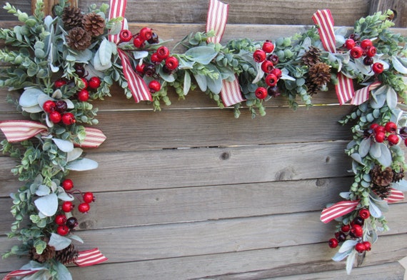 4 FT White Berry Holiday Garland