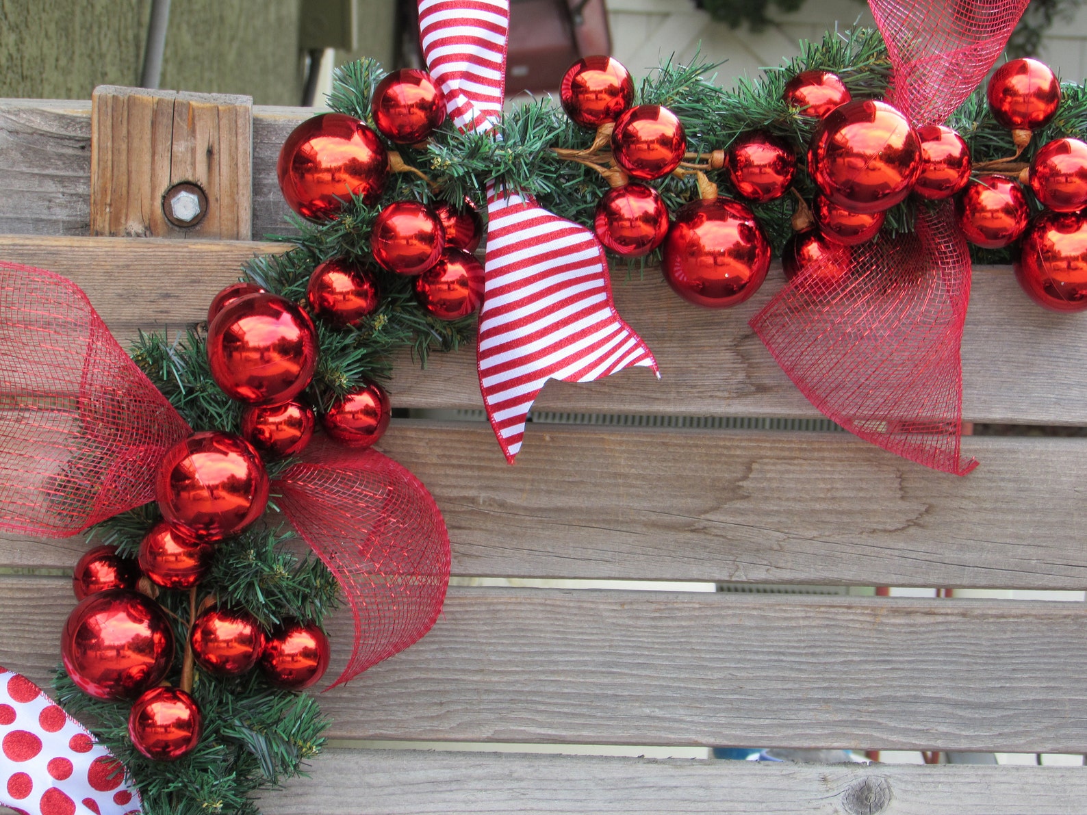 9' Christmas Garland Christmas Ball Swag Holiday Door Etsy