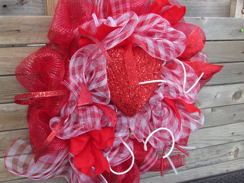 24 Valentine's Day Wreath Valentine Deco Mesh Wreath Heart Wreath Valentine Door Decor Red White Heart Door Decor Heart Deco Mesh Wreath image 2