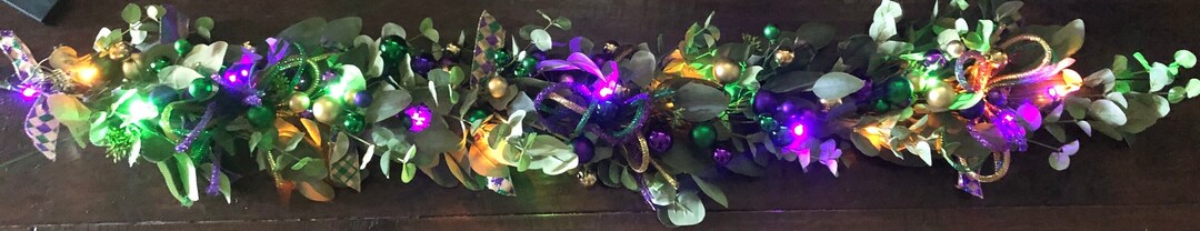 lighted mardi gras beads