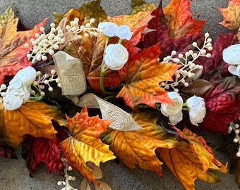 Fall Centerpiece Fall Berry Table Decor White Ranunculus Greenery Thanksgiving Centerpiece Fall Leaf Swag Autumn White Berry Table Swag