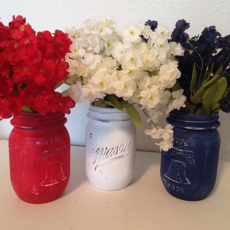 Liberty Mason Jars Red White Blue Mason Jar Painted Mason Jar Vintage Mason Jars 4th of July 1776 Jars Americana Mason Jar Centerpiece