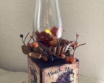 Lanterne à bougie en forme de bloc : Lampe tempête sorcière d'Halloween imitation, bougeoir rustique en bois à 4 faces fait main
