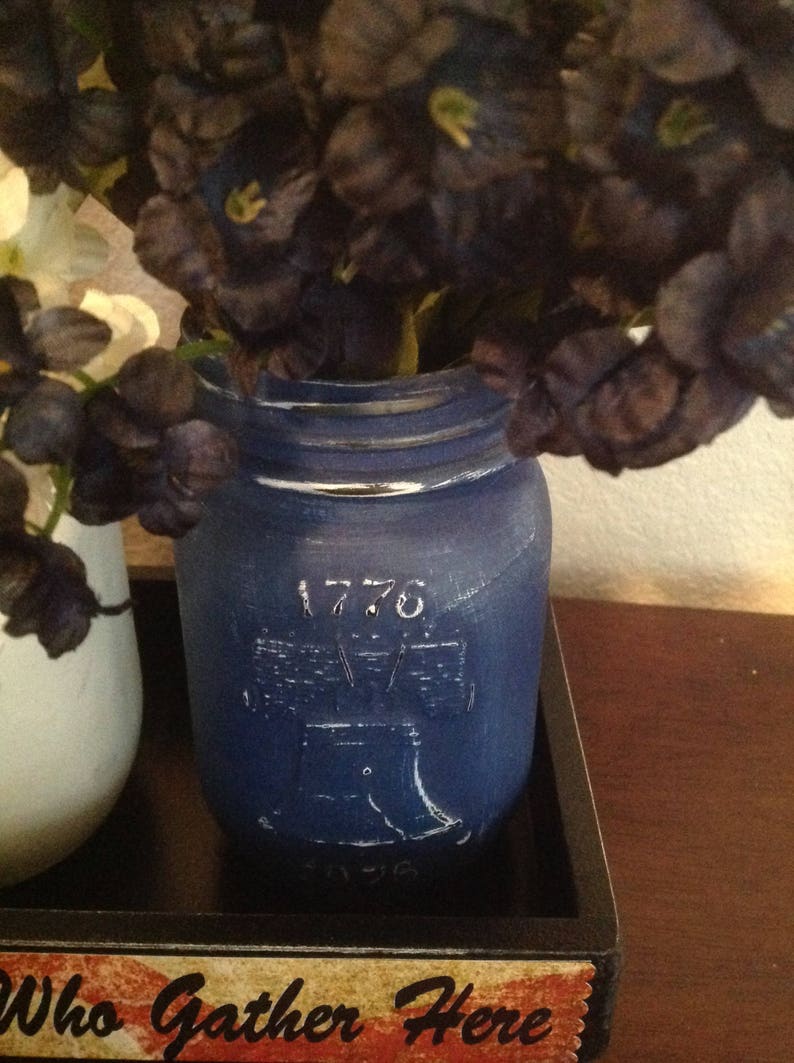 Liberty Mason Jars Red White Blue Mason Jar Painted Mason Jar Vintage Mason Jars 4th of July 1776 Jars Americana Mason Jar Centerpiece