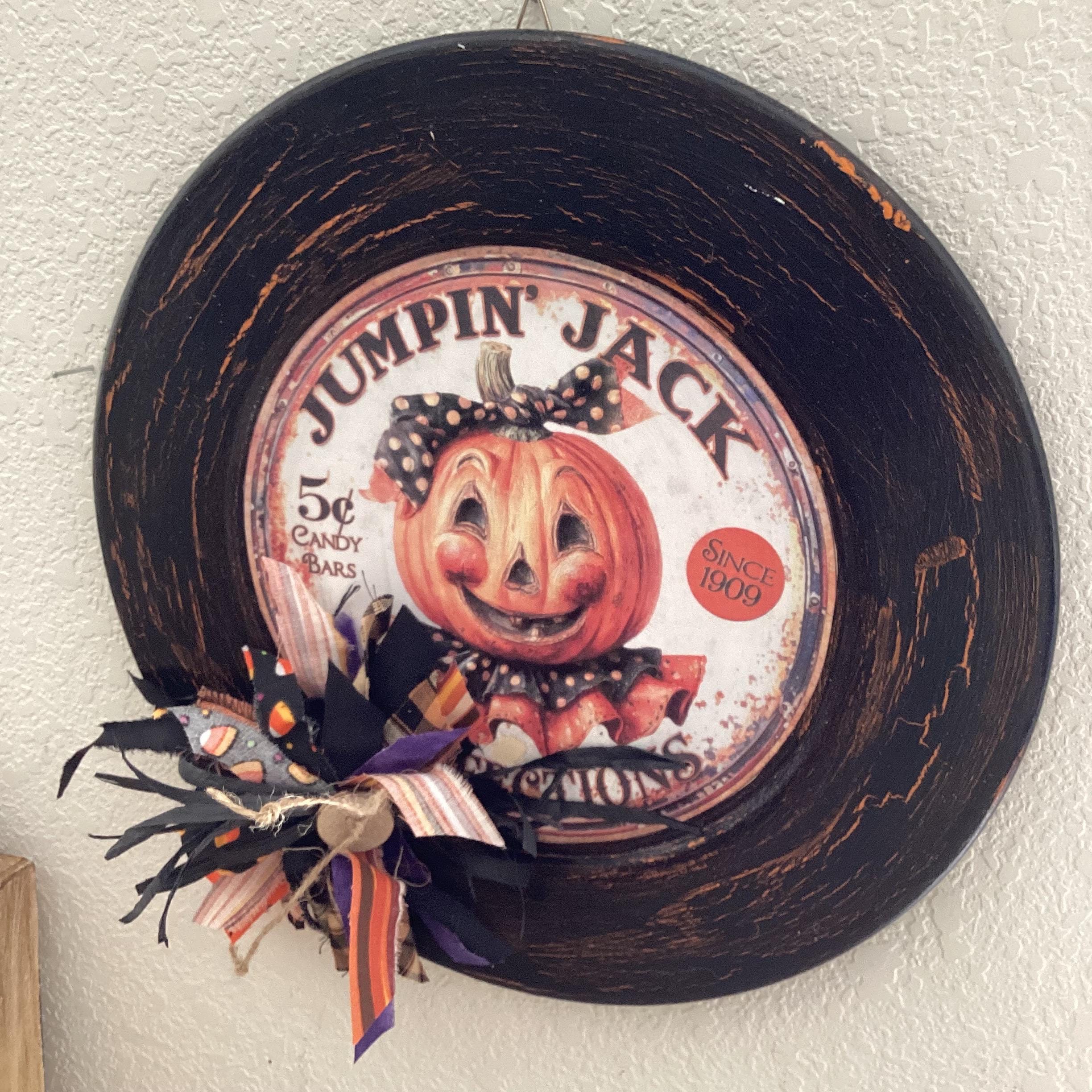 Halloween Wood Plate, Jumpin Jack Confectioners Plate Hanger, Halloween Retro Pumpkin Wood Plate Hanger