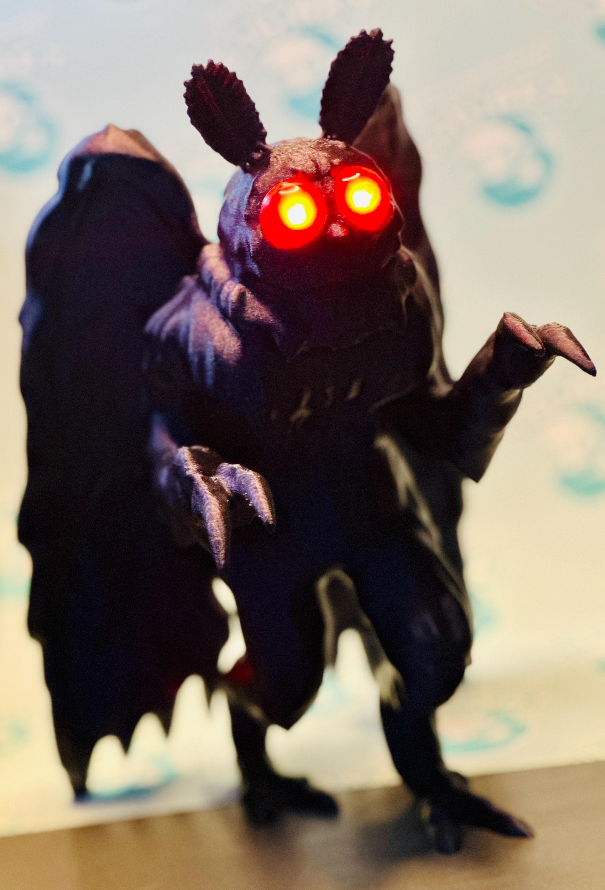 モスマンフィギュア LEDアイ 3Dプリント -オリジナルLVBモデル- - Etsy