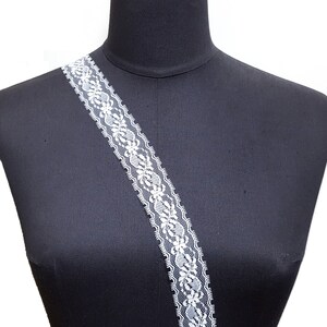 1-3 / 8 Zoll / 35mm Breite - 5 yds - 50 yds Nicht dehnbar Weiß Polyester Spitze Mesh Spitze Handwerk für Rock, Bluse, Abendkleid Brauchen Sie Sew On L255