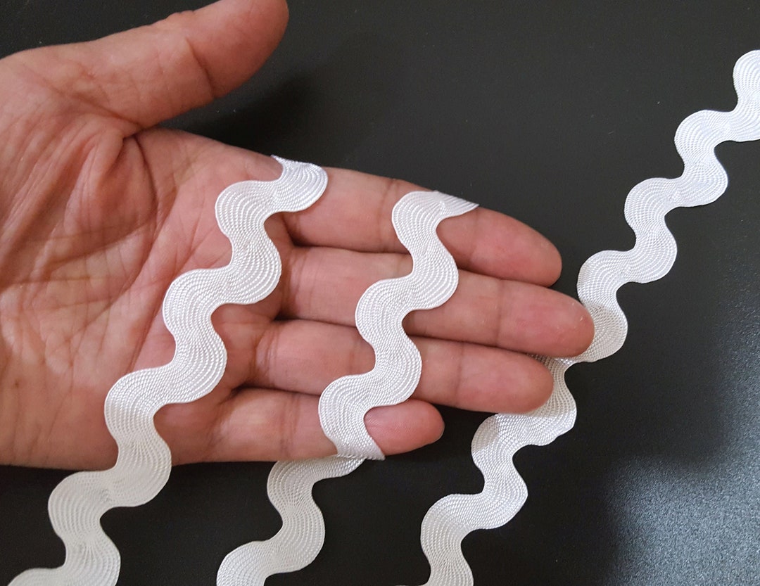 3/8 Inch / 10mm Width - 5 Yds - 36 Yds Rayon White Ric Rac Trim ...