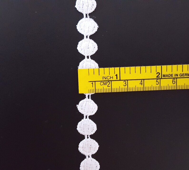 1-12 yds = Total 9-12 yds Raw White Rhombus Embroidery Lace Trim Approx 12 inch 13mm wide can cut individual use L797 8 yds