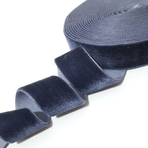 3/4 inch / 19mm (almost 20mm) width - 6 yds - 25 yds-  Feeling Soft - Dark Blue / Navy Blue Velvet Ribbon Craft Wrap W57