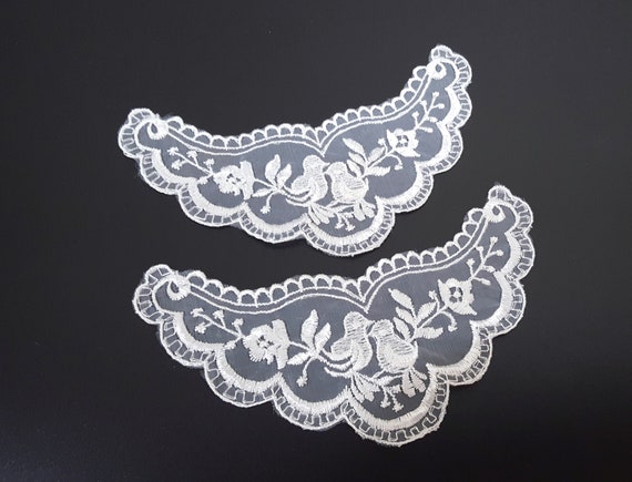 A79 13y Vintage White Detailed Scalloped Lace Trim