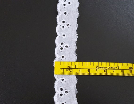 1 Inch / 25mm Width 3 Yds 14 Yds White Scalloped Embroideries