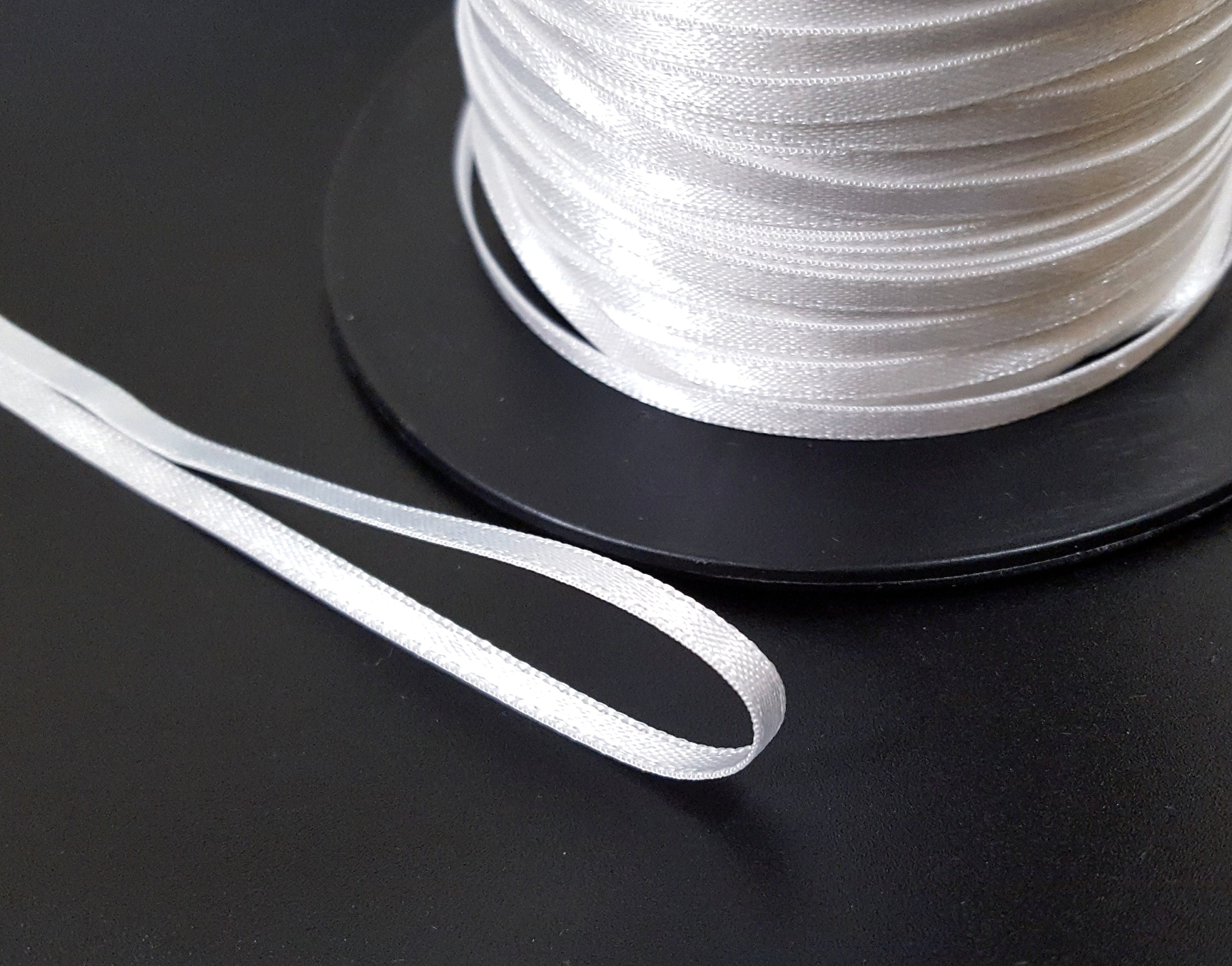 Fallett Nylon Ribbon Bag Ivory FA2401BG22IV Fallett Nylon Ribbon Bag Ivory FA2401BG22IV