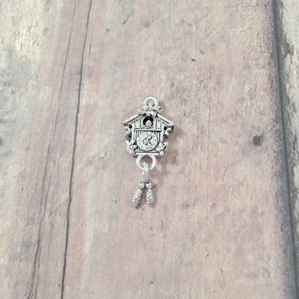 4 Cuckoo clock charms (1 sided) pewter - WW15