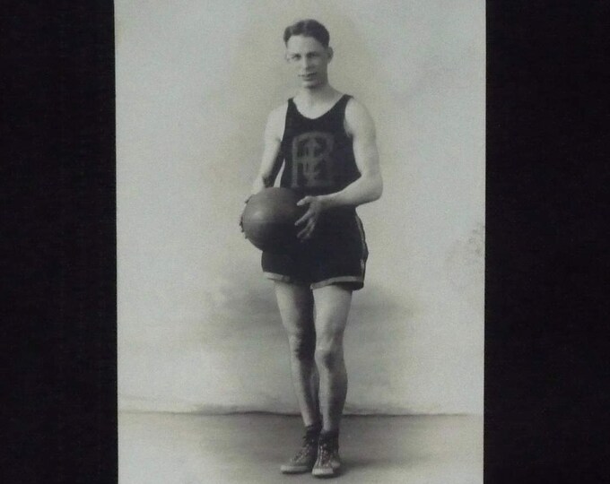 Vintage basketball player photo postcard. 1930. Made in Canada. Studio photo. Basketball history. Vintage memorabilia.Sport