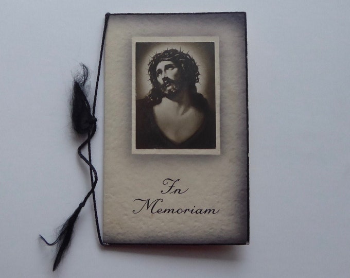 Funeral card. In Memoriam. 1930. Embossed paper. Jesus Christ. Mass offering. Printed in Germany. Religious heritage. Death.