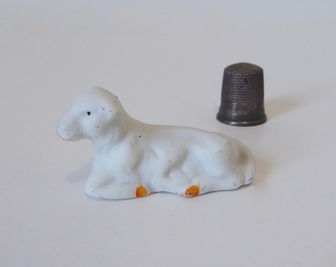 Small vintage bisque christmas sheep. Japan. Year 1930. Nativity. Vintage figurine. Nursery sheep.