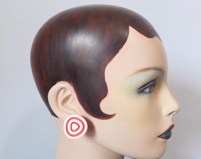 Red-orange, ivory, organic-shaped plastic clip. 1960s. Mid-century earring. Vintage jewelry.