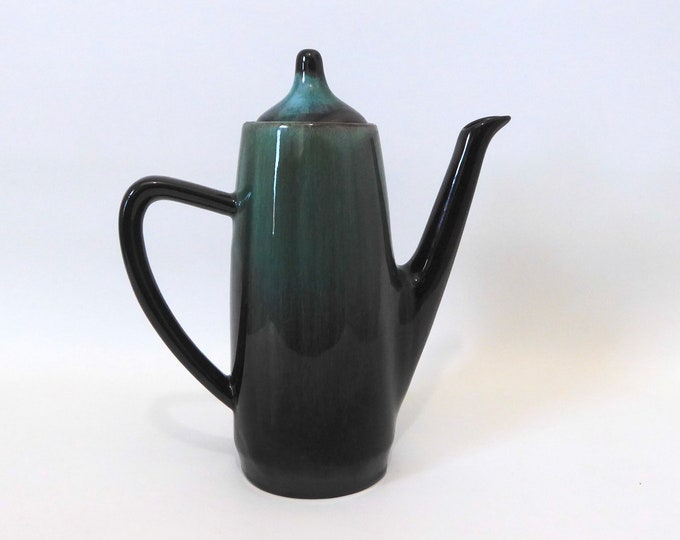 Great Blue Mountain Pottery coffee maker. Canada. Year 60