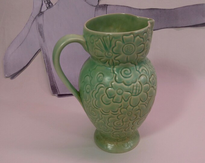Shorter & Son water pitcher. Art Deco. Made in England. 1930s. Vintage pottery.