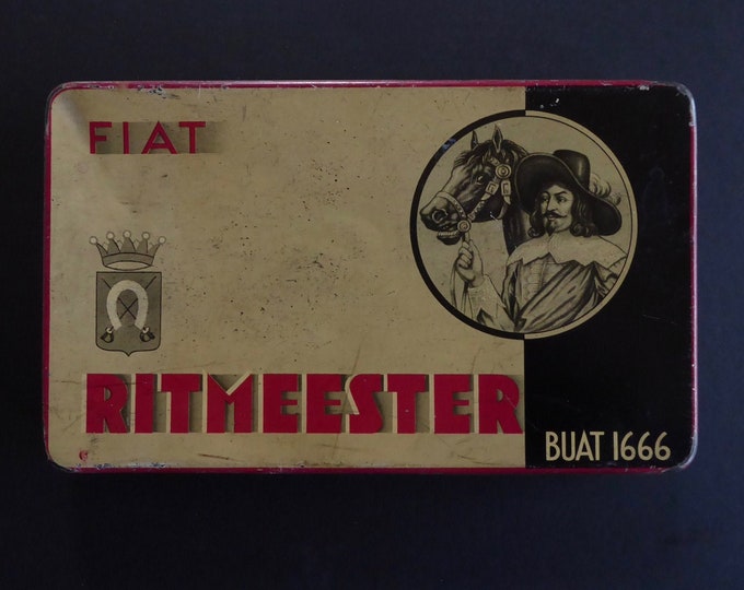 Fiat Ritmeester Cigar Box. Buat 1666. Metal Box 10 cigars No 777. Verbifla. Year 50.