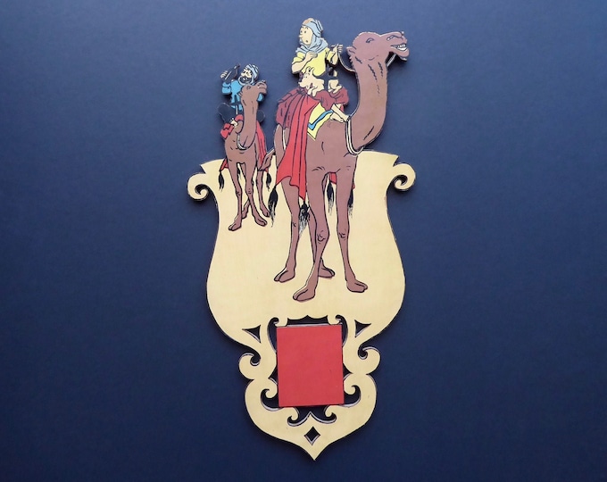 Tintin. Calendar holder 1954. The crab with the golden claws. Applied on wood. Obra. The amateur artist no. 3011. Tintin magazine.