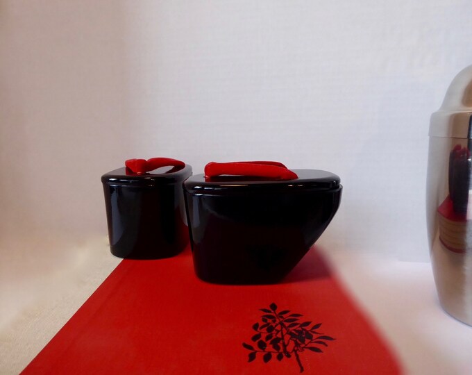 Japan boxes. Geta shoes. Taste seller Sigma. Lacquer-ware. Made in Japan. Year 1980. Rare. Fan Geisha Japan