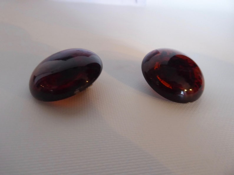 Round earrings bulging amber plastic. Translucent brown vintage clip. Year 50 Fashionista. image 5