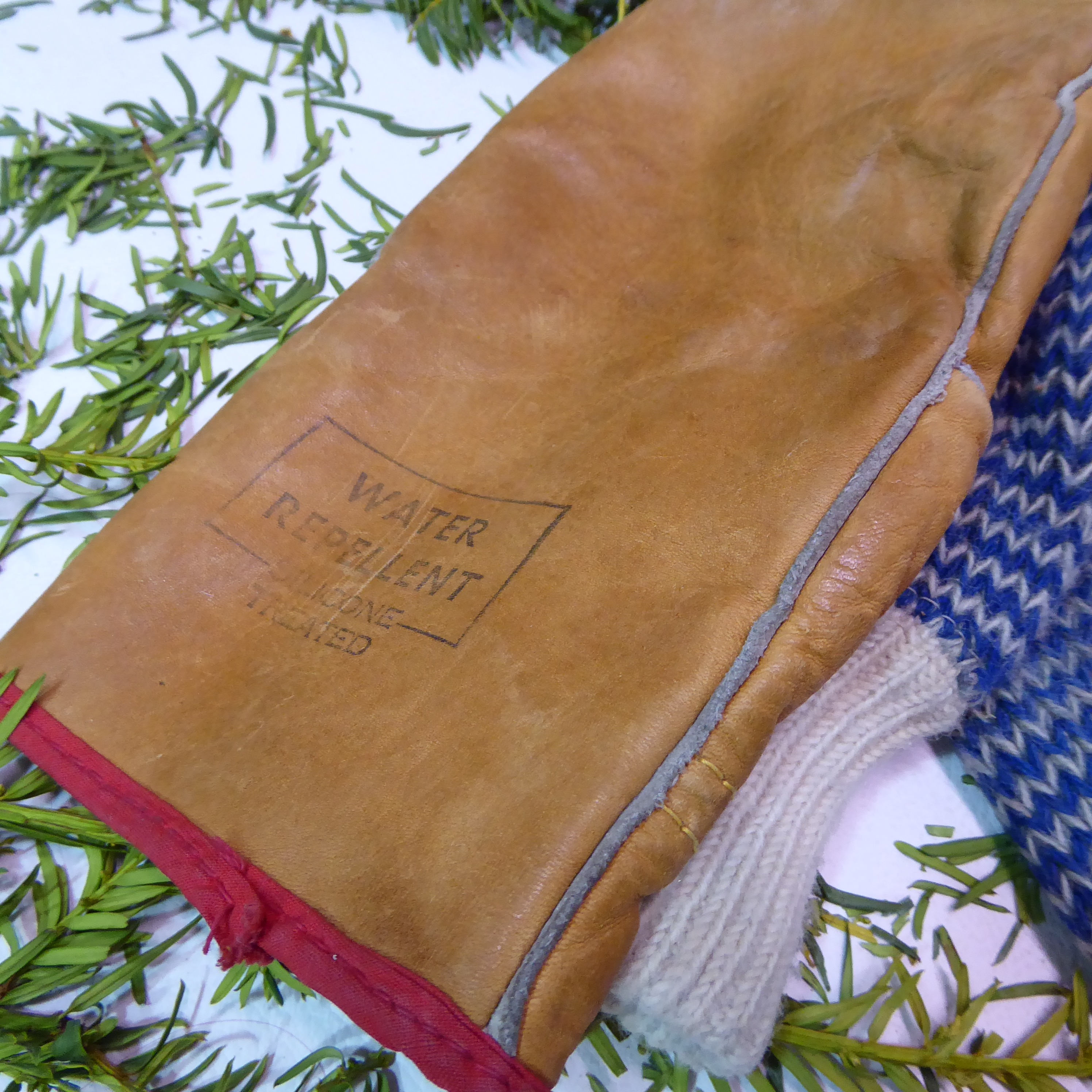 Vintage leather suede and knit mittens wool. Mitten. 60 years